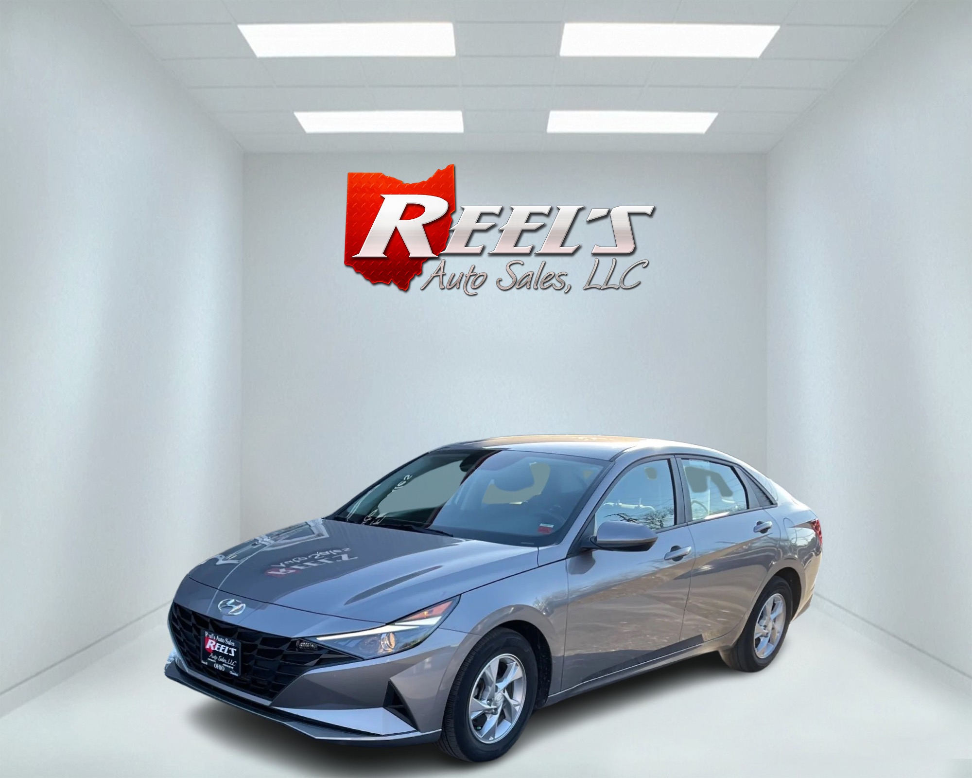 photo of 2021 Hyundai Elantra SE
